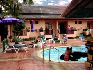 Baan Nern Sai Resort Phuket Exterior foto